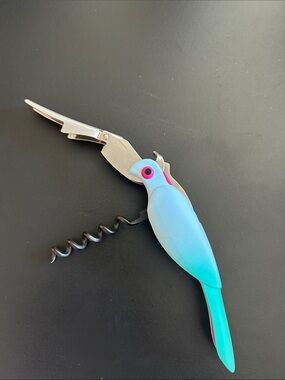 Blue Parrot-Shape Wine Opener and Corkscrew for Bird Lovers